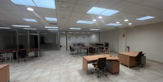 Ref. 1378 Nau Abrera per oficines