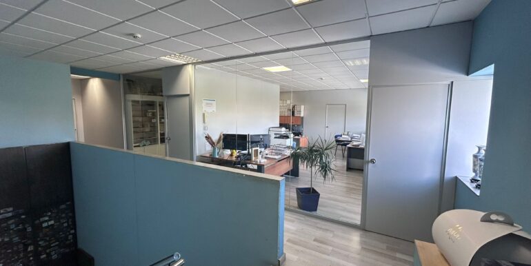 PHOTO-2025-11-07-10-39-40